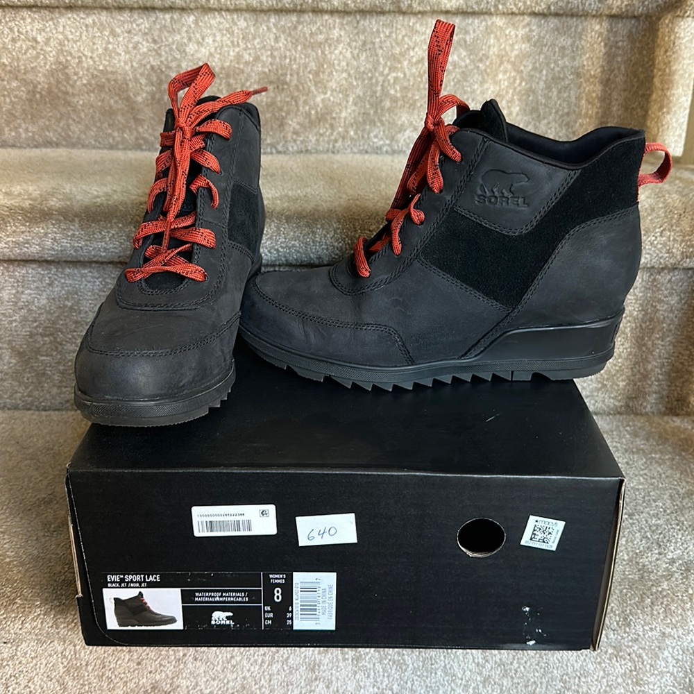 Sorel Evie Sport Lace Black Watetproof Booties